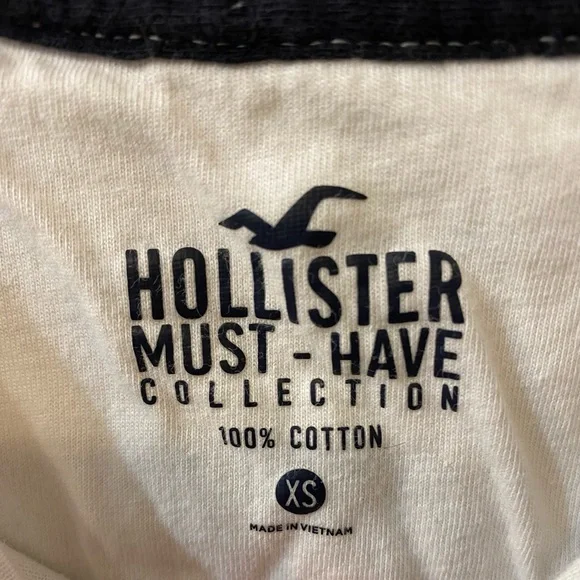 Hollister White and Blue Mens T Shirt - Picture 3 of 3